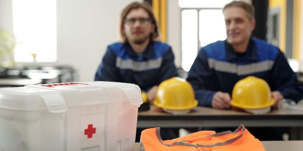 Curso de primeiros socorros industrial: como escolher o mais completo - BGV Serviços