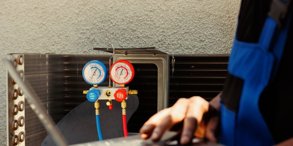 Curso de refrigeração com amônia: quando fazer e como escolher o ideal - BGV Serviços