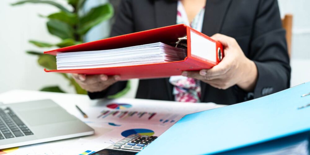 Quais são os documentos obrigatórios para empresas que lidam com inflamáveis - BGV Serviços