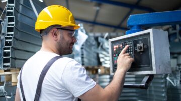 Você sabia que há treinamentos obrigatórios para operadores de máquinas? - BGV Serviços